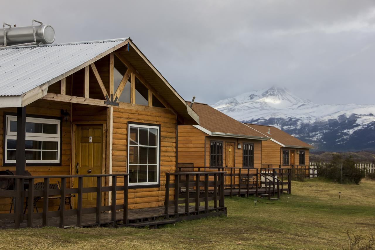 Cabanas Lago Tyndall Torres del Paine National Park Exterior photo